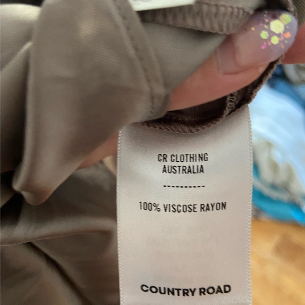 Country Road pleated satin midi skirt - Picture 5 of 10